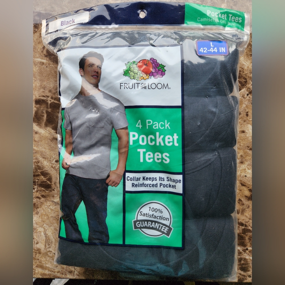 Fruit of the Loom Black Pocket Tees 4 Pack
